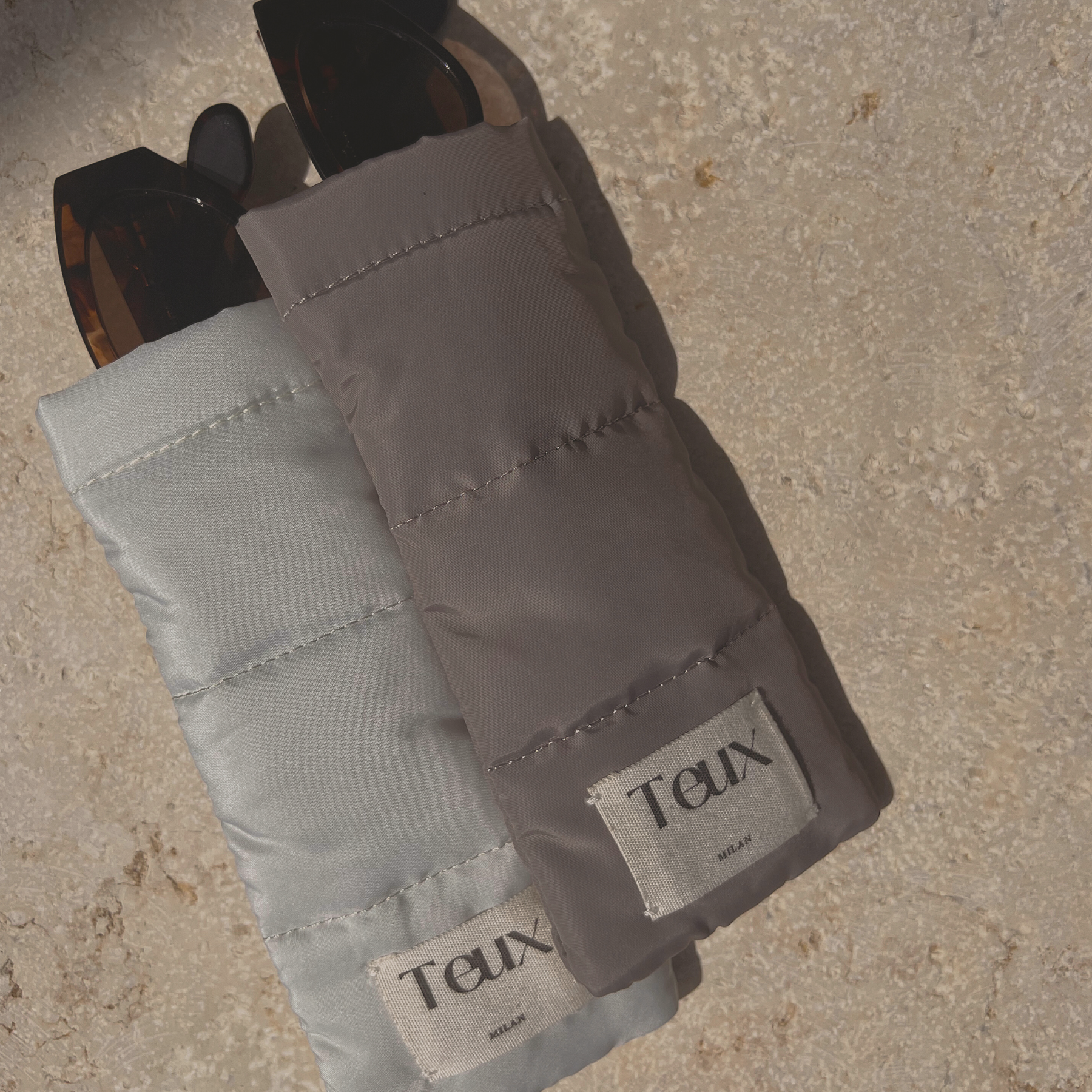 Kids Travel Sunglasses Pouch, Soft Sunglasses Pouch, Aesthetically pleasing sunglasses case, sunglasses holder for kids