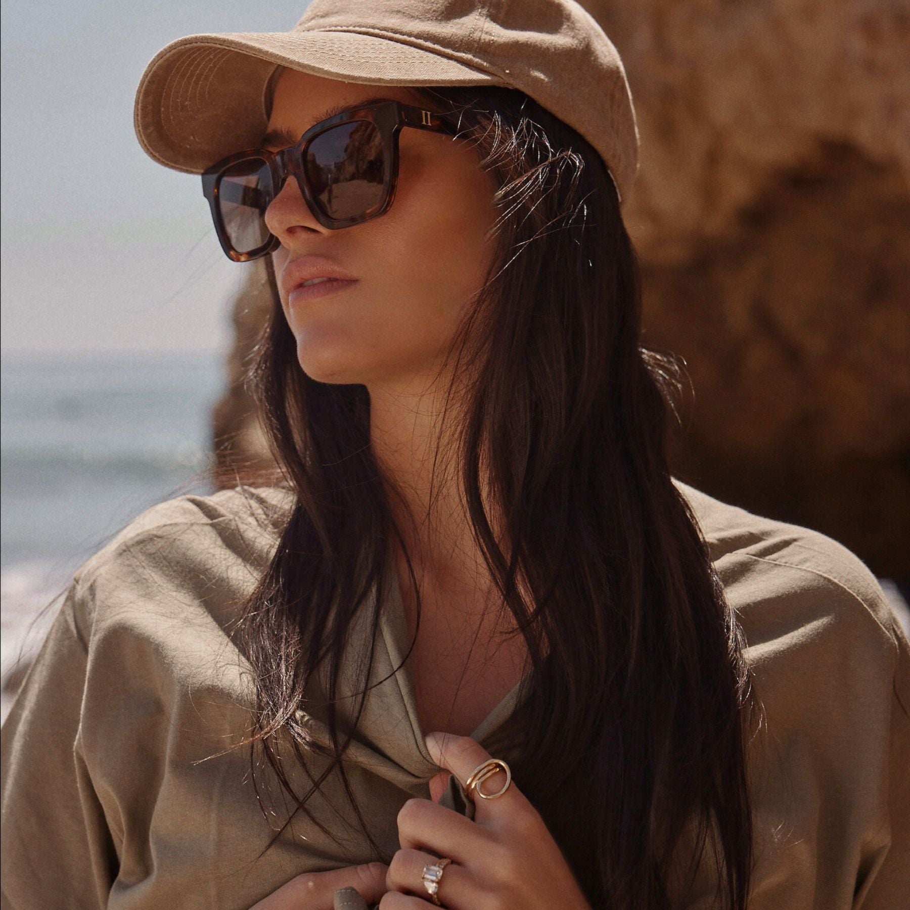 Summer Outfit with sunglasses, Polarized Sunglasses, Unisex sunglasses, Summer aesthetic